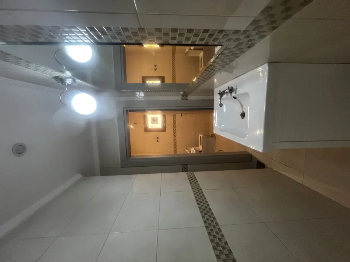للإيجار دور في مشرف