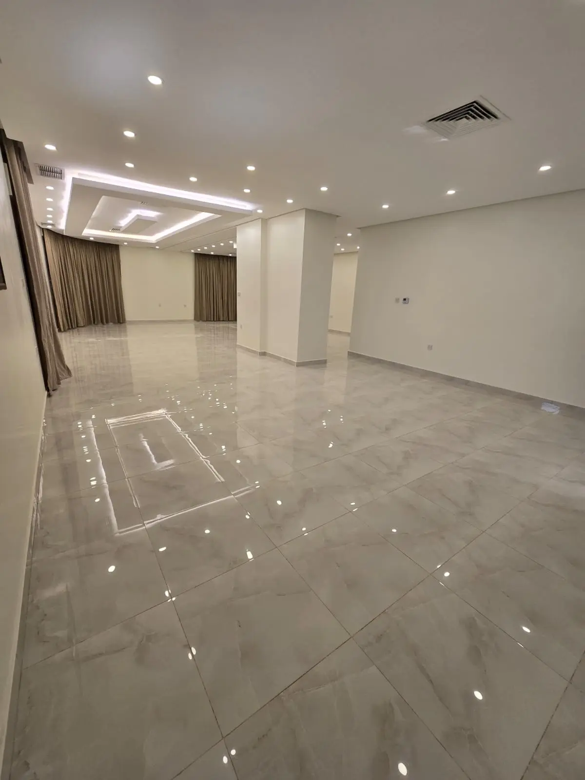 للإيجار دور في صباح الاحمد السكنية