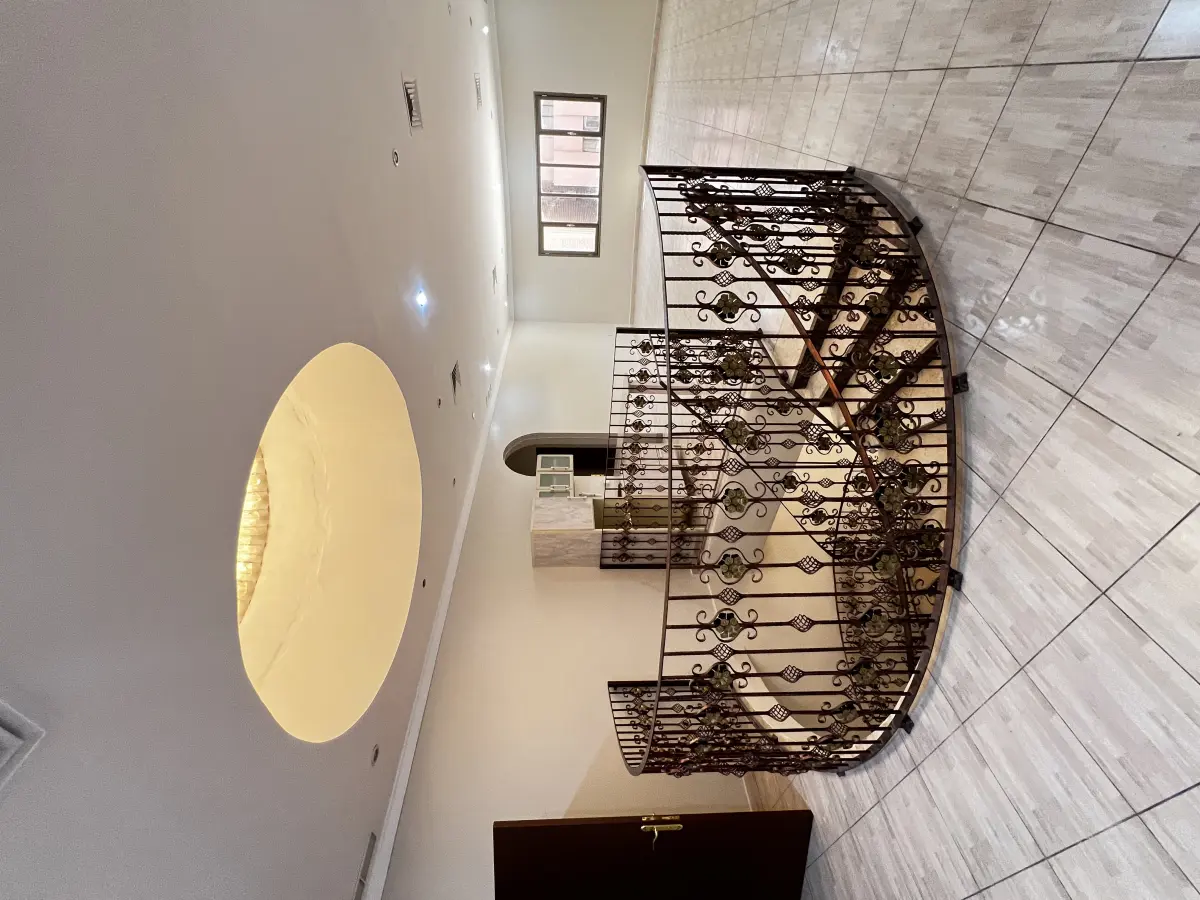 Rent House in Abdullah Al-Mubarak - West Jleeb