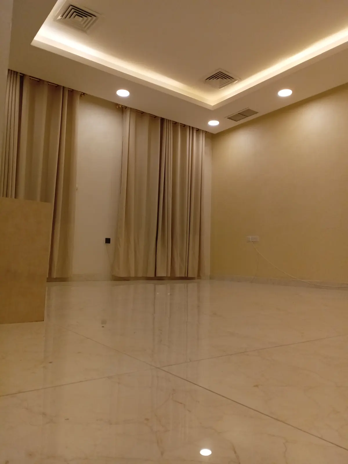 Rent Apartment in Salam