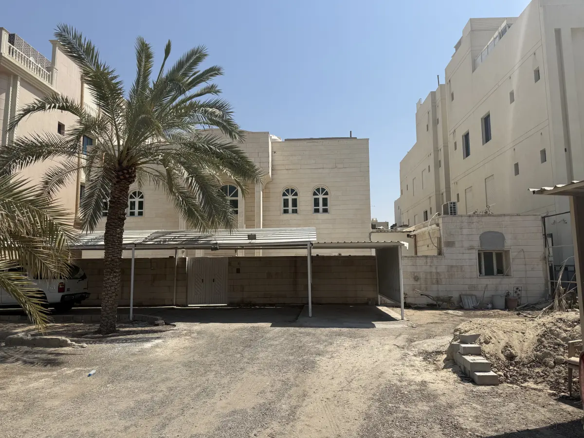 للبيع بيت في الرميثية