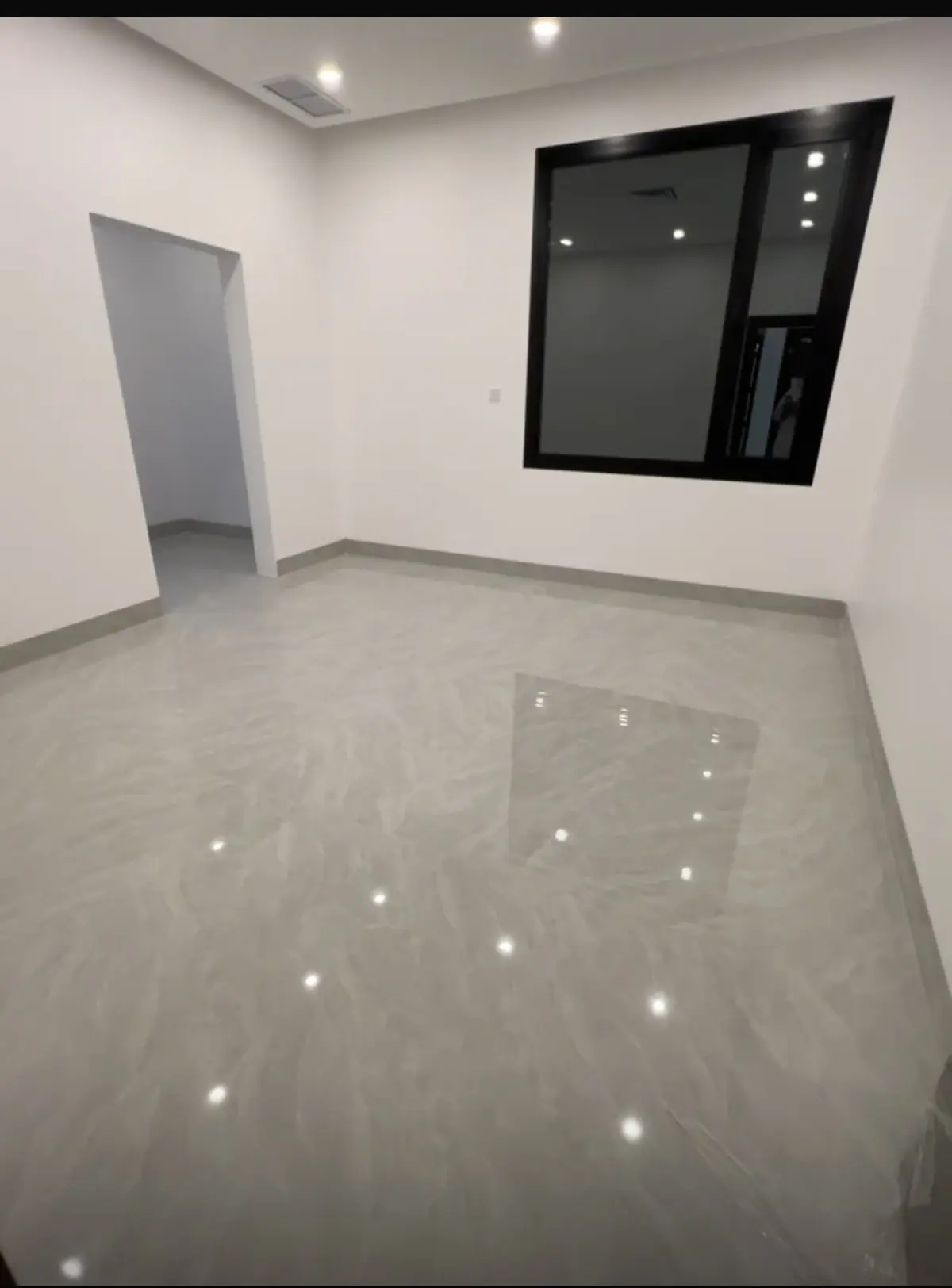 Rent Floor in Zahra