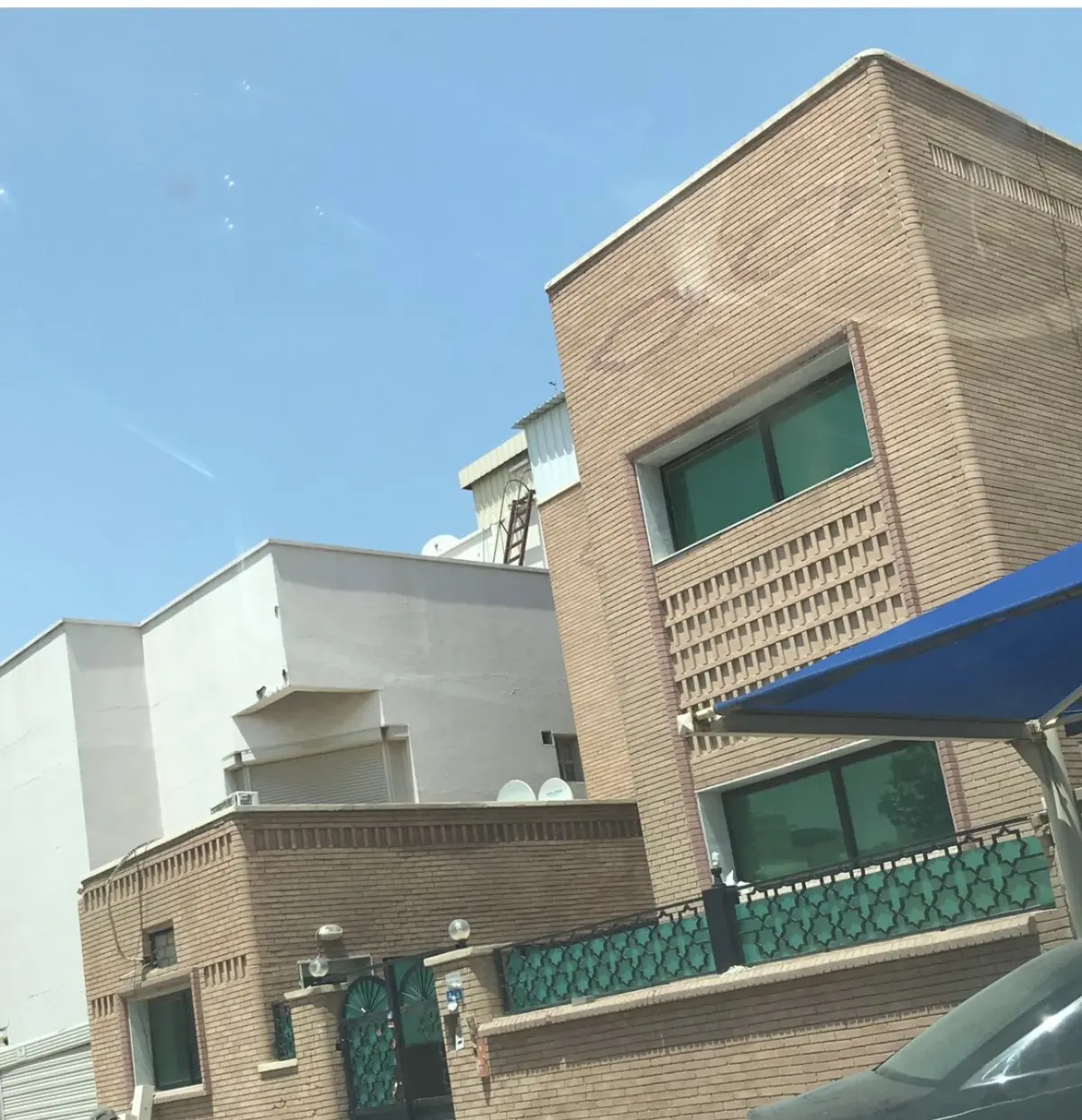 للبيع بيت في جابر العلى