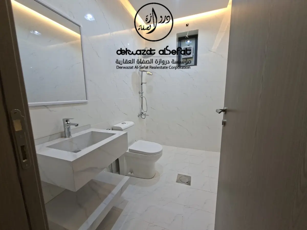 للإيجار شقة في المطلاع
