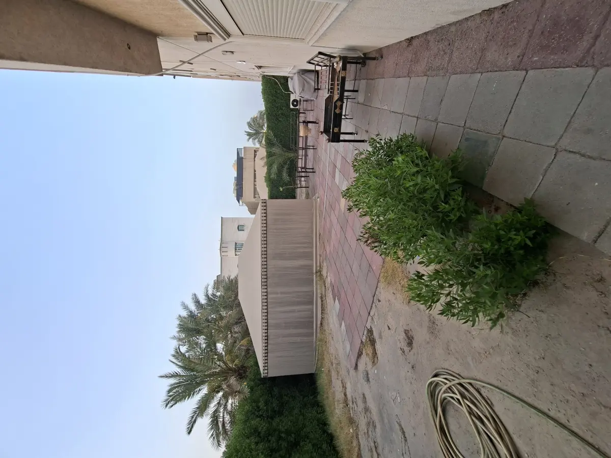 للبيع بيت في العدان