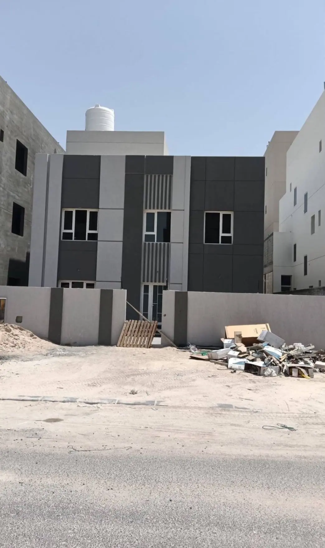 للبيع بيت في المطلاع