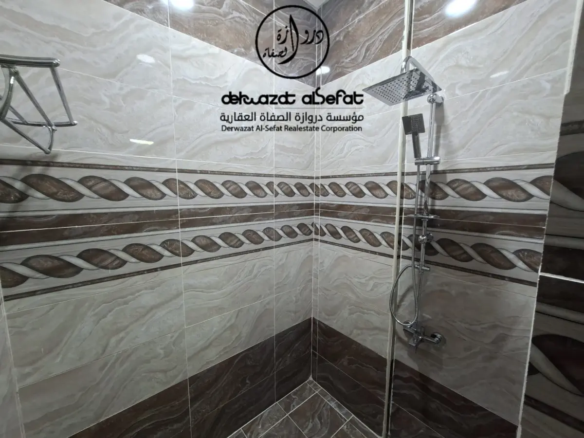 للإيجار دور في مشرف