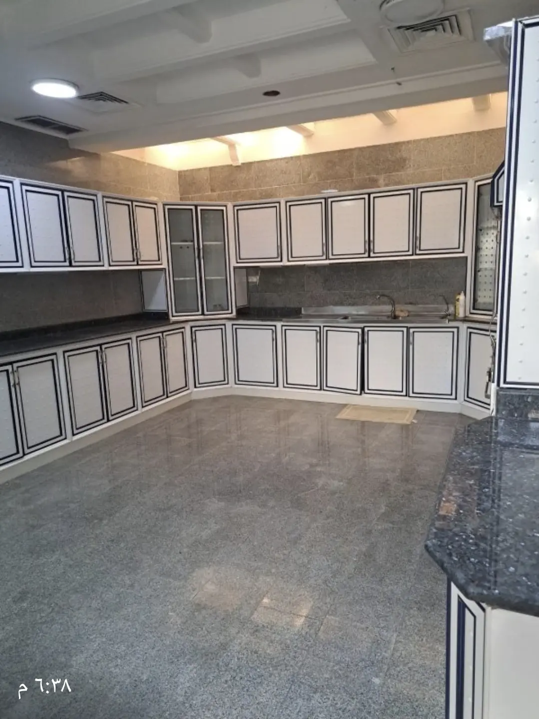 للإيجار بيت في قرطبة
