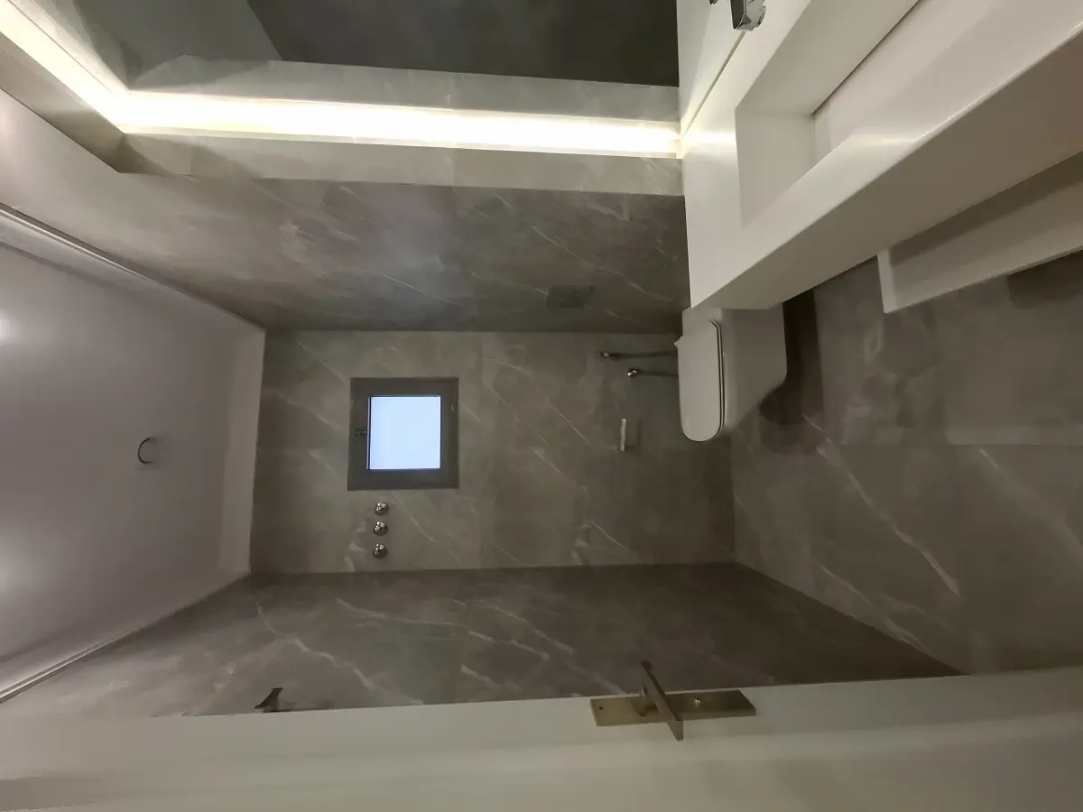 Rent Floor in Siddeeq